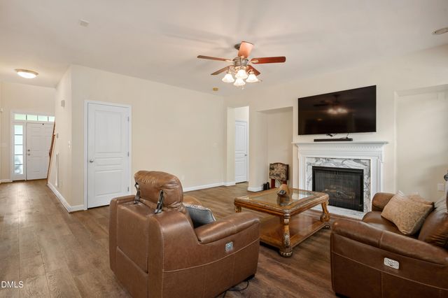 405 Magnolia Meadow Way, Holly Springs, NC 27540