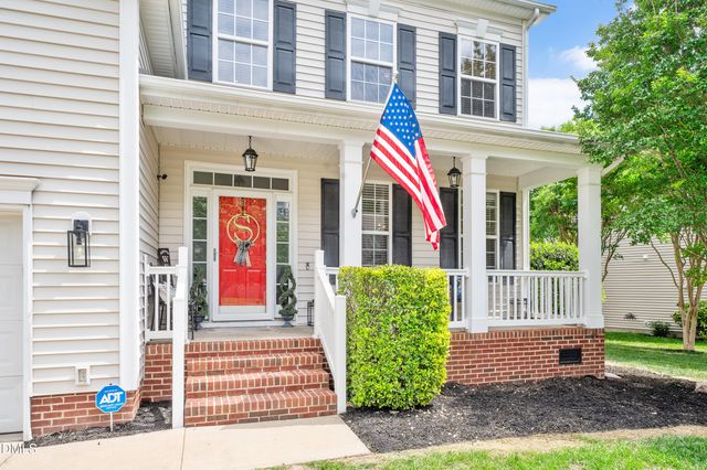 405 Magnolia Meadow Way, Holly Springs, NC 27540