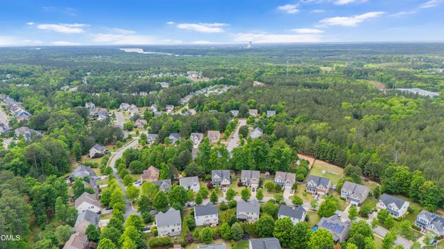 405 Magnolia Meadow Way, Holly Springs, NC 27540