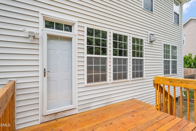 405 Magnolia Meadow Way, Holly Springs, NC 27540