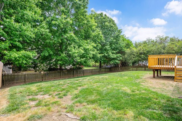 405 Magnolia Meadow Way, Holly Springs, NC 27540