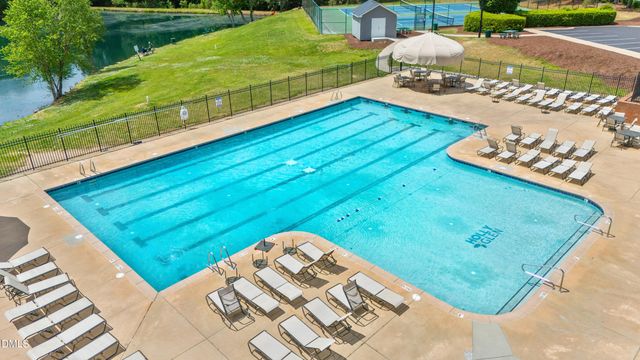 405 Magnolia Meadow Way, Holly Springs, NC 27540