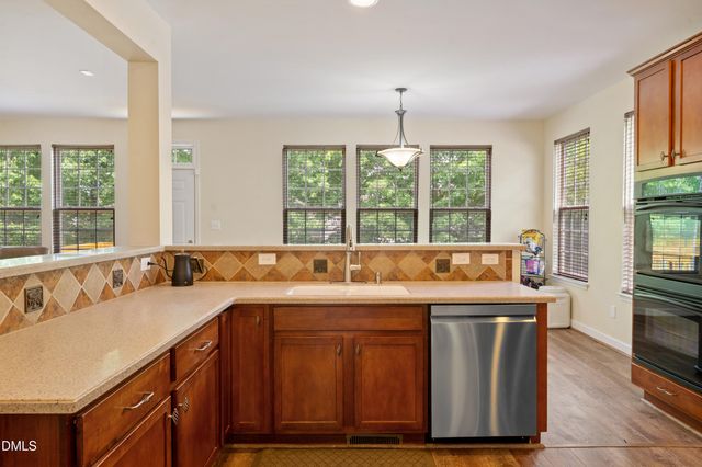 405 Magnolia Meadow Way, Holly Springs, NC 27540