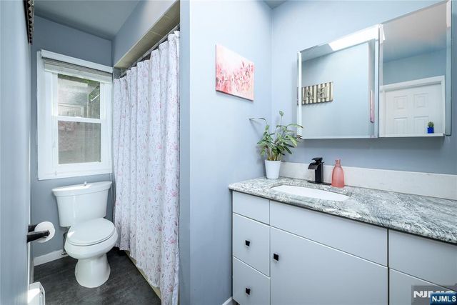 624 West Drive, Paramus, NJ 07652