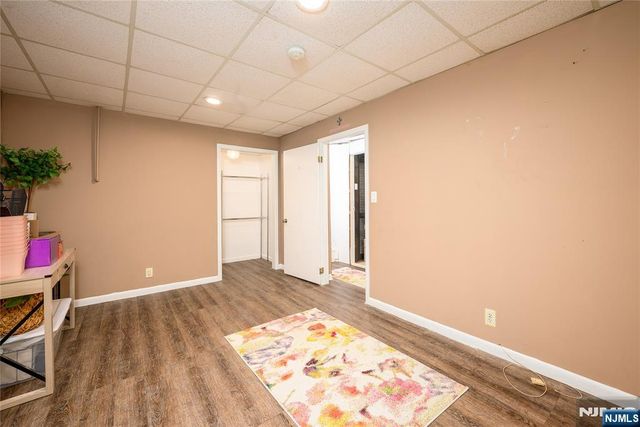 624 West Drive, Paramus, NJ 07652