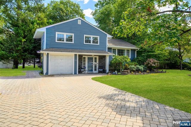 624 West Drive, Paramus, NJ 07652