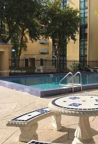 11780 SW 18th St 115-2, Miami, FL 33175