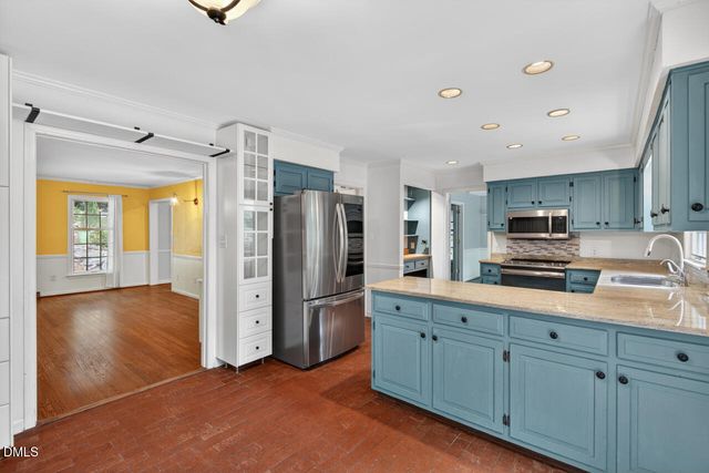 103 Wolfs Trail, Chapel Hill, NC 27516