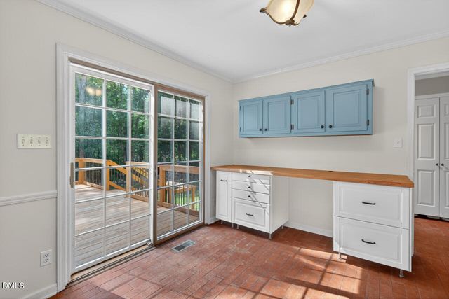 103 Wolfs Trail, Chapel Hill, NC 27516