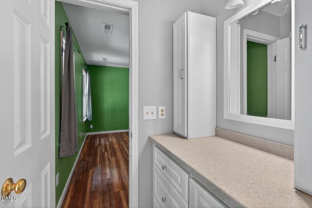 103 Wolfs Trail, Chapel Hill, NC 27516