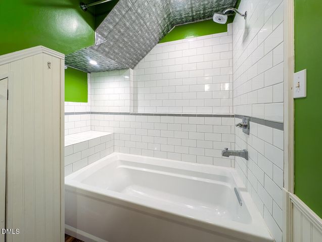 103 Wolfs Trail, Chapel Hill, NC 27516