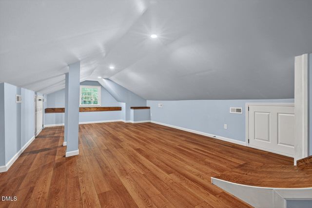 103 Wolfs Trail, Chapel Hill, NC 27516