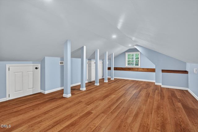 103 Wolfs Trail, Chapel Hill, NC 27516