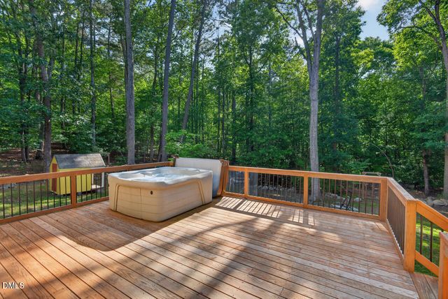 103 Wolfs Trail, Chapel Hill, NC 27516