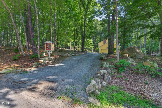 103 Wolfs Trail, Chapel Hill, NC 27516