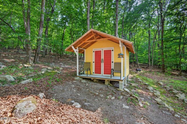 103 Wolfs Trail, Chapel Hill, NC 27516
