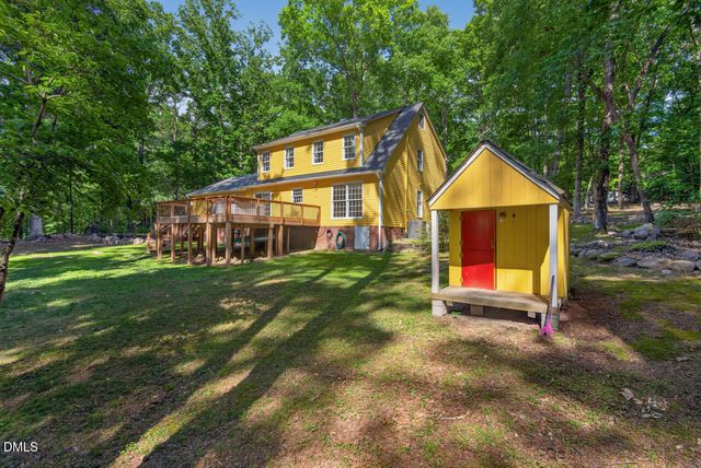 103 Wolfs Trail, Chapel Hill, NC 27516