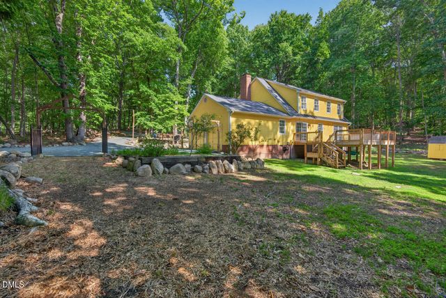 103 Wolfs Trail, Chapel Hill, NC 27516