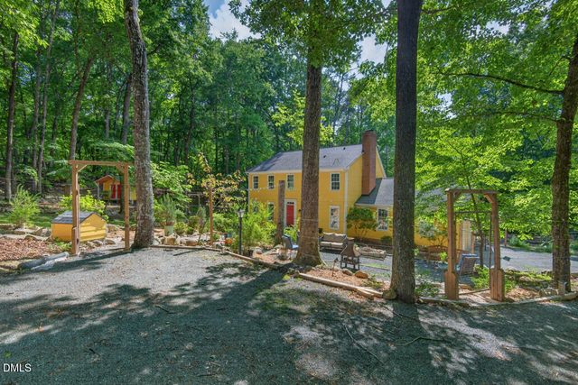 103 Wolfs Trail, Chapel Hill, NC 27516