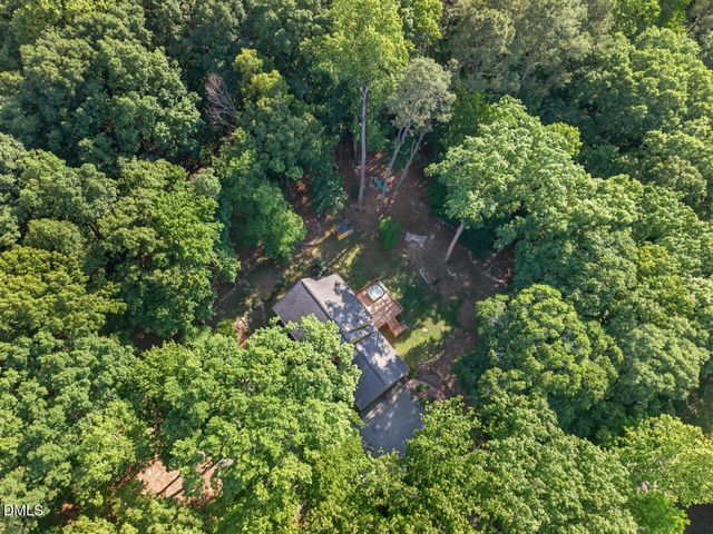103 Wolfs Trail, Chapel Hill, NC 27516