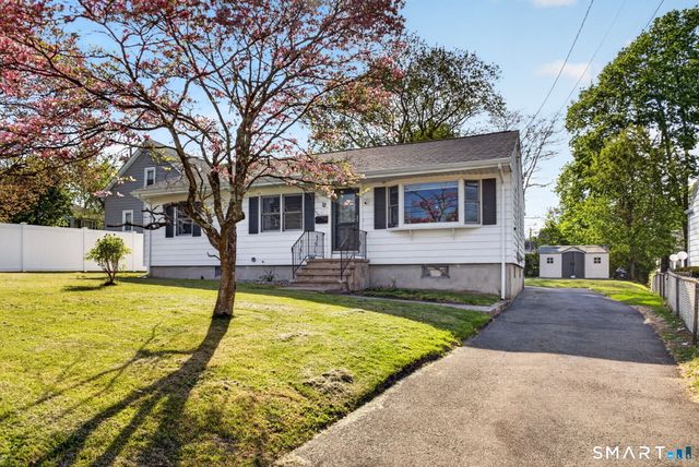 12 Church Street, East Haven, CT 06512