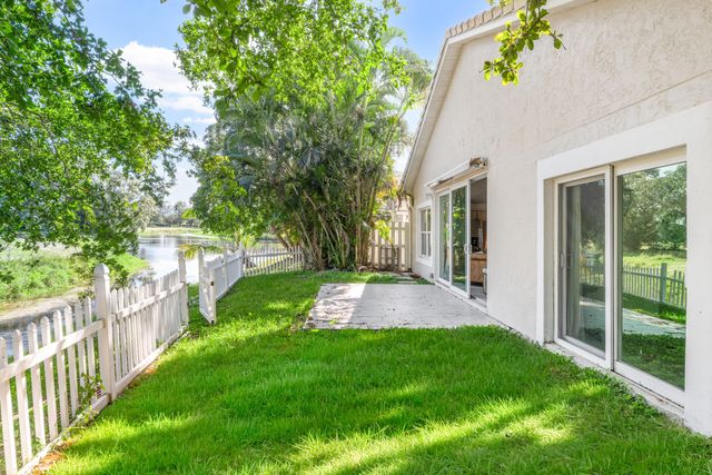 2650 Fairway Cove Court, Wellington, FL 33414