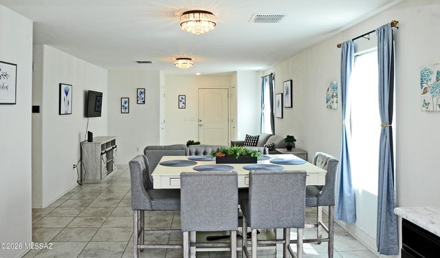 2955 W Dakota Vista Way, Tucson, AZ 85746