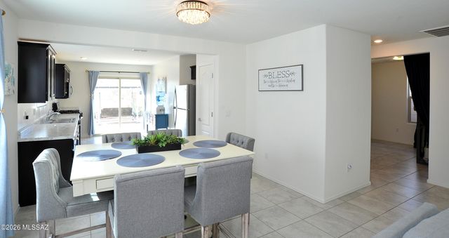 2955 W Dakota Vista Way, Tucson, AZ 85746