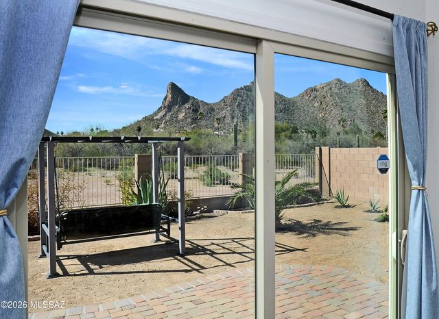 2955 W Dakota Vista Way, Tucson, AZ 85746