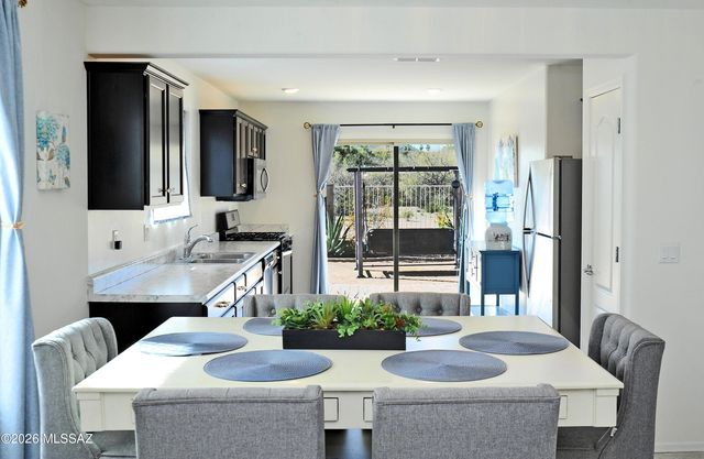 2955 W Dakota Vista Way, Tucson, AZ 85746