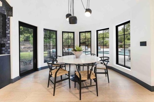 13321 La Paloma Road, Los Altos Hills, CA 94022
