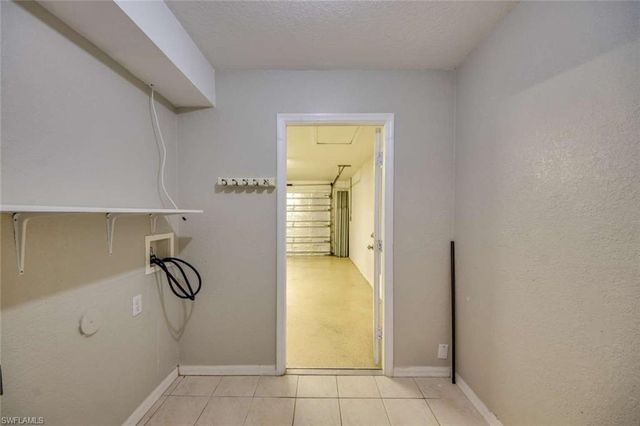 122 NW 9th TER, Cape Coral, FL 33993