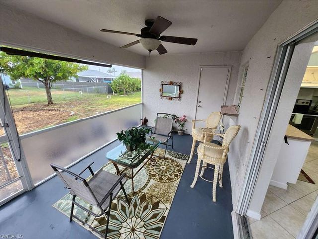 122 NW 9th TER, Cape Coral, FL 33993
