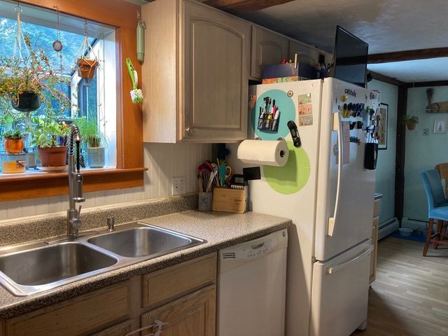 12 Denny Pl, Leicester, MA 01542