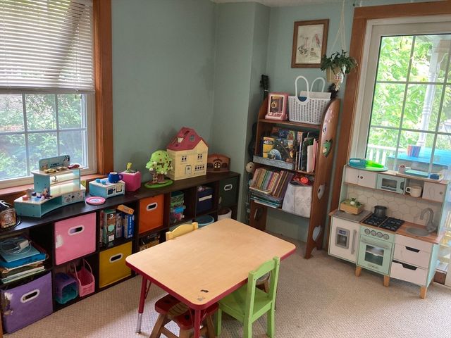 12 Denny Pl, Leicester, MA 01542
