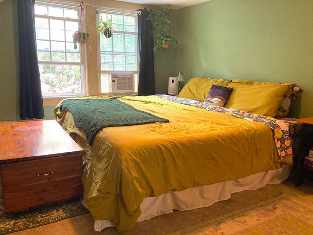 12 Denny Pl, Leicester, MA 01542
