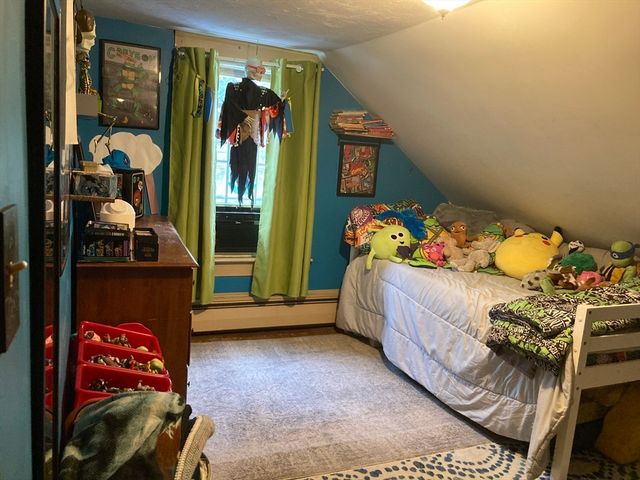 12 Denny Pl, Leicester, MA 01542