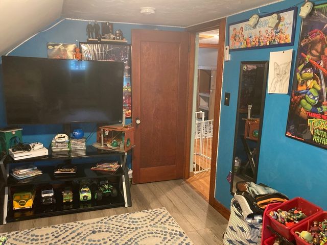 12 Denny Pl, Leicester, MA 01542