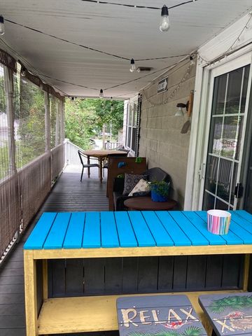 12 Denny Pl, Leicester, MA 01542