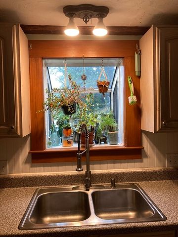 12 Denny Pl, Leicester, MA 01542