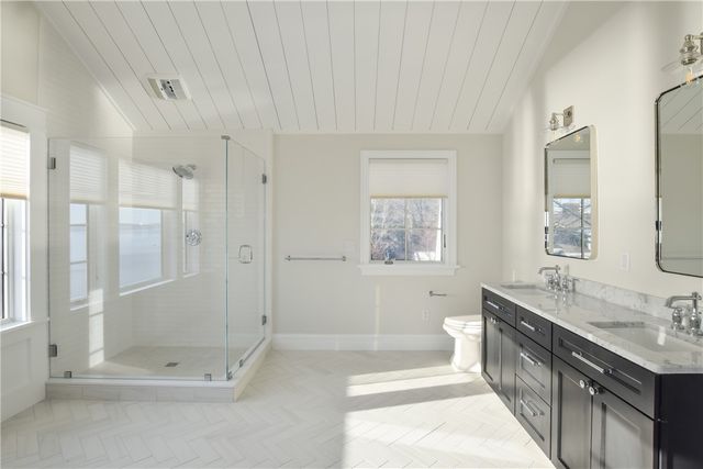 1 Amore Lane, East Greenwich, RI 02818