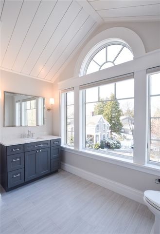 1 Amore Lane, East Greenwich, RI 02818