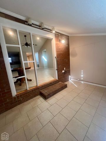 2729 Greenbriar Drive, Jonesboro, AR 72401