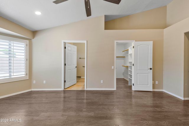 6023 W BLACKHAWK Drive, Glendale, AZ 85308