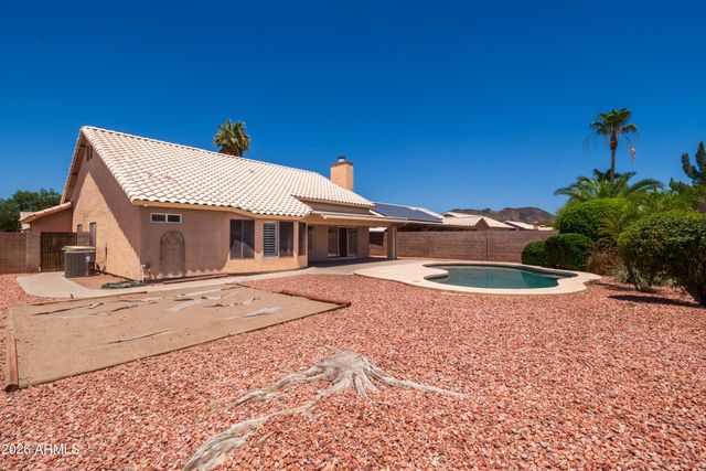 6023 W BLACKHAWK Drive, Glendale, AZ 85308