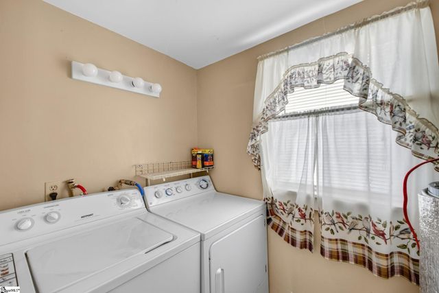 4 Caren Street, Greenville, SC 29611