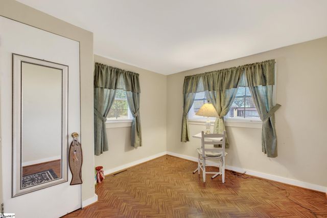 4 Caren Street, Greenville, SC 29611