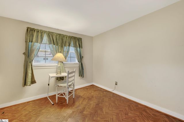 4 Caren Street, Greenville, SC 29611