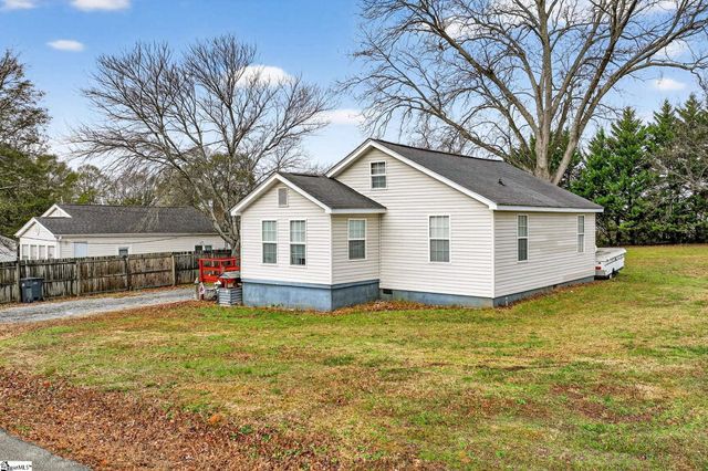 4 Caren Street, Greenville, SC 29611