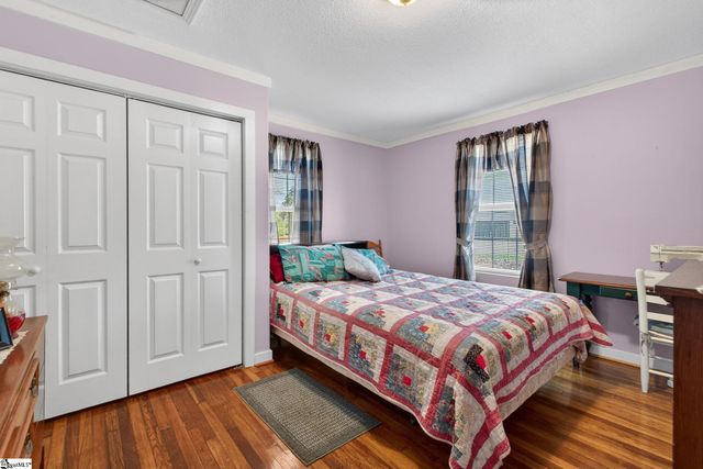 4 Caren Street, Greenville, SC 29611